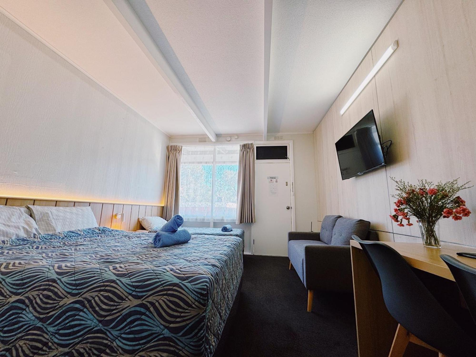 Seymour Motel Bagian luar foto