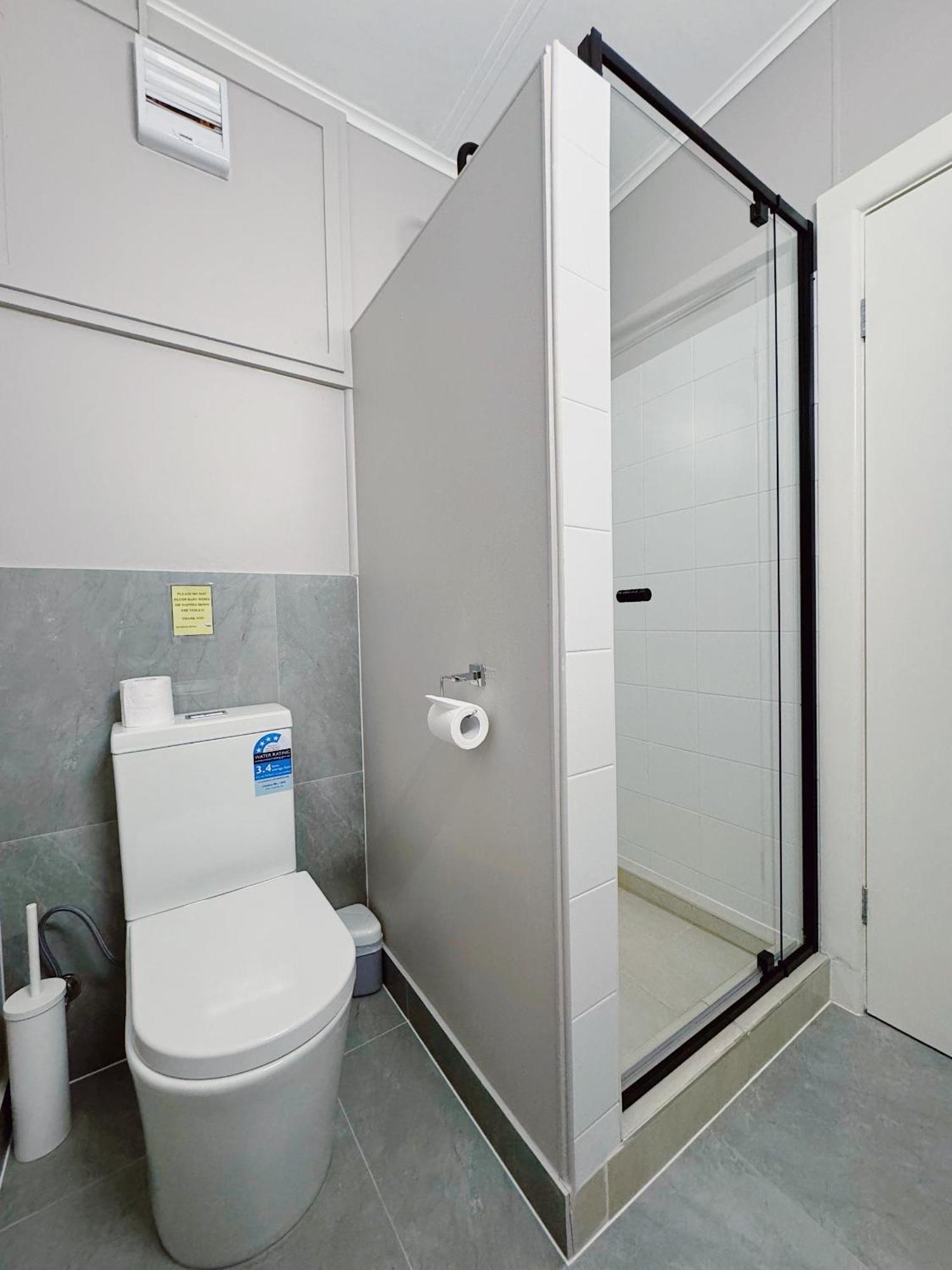 Seymour Motel Bagian luar foto
